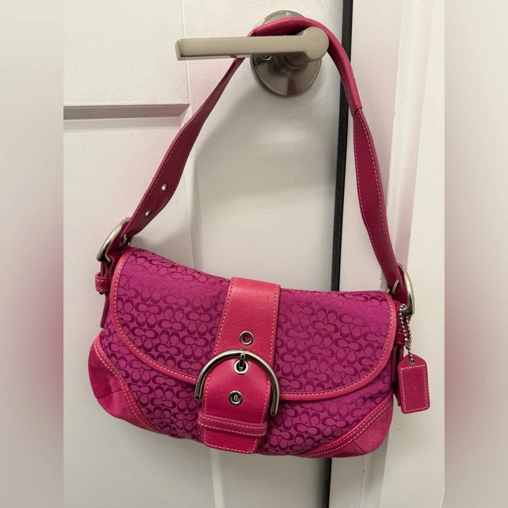 Coach‎ Y2K Fuchsia Pink Small Soho Flap Shoulder Bag 6818 China